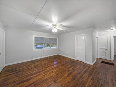 208 E Graham St unit 1, Prairie Grove, AR 72753 - photo 5