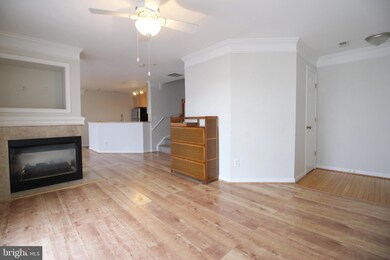 46944 Courtyard Square unit 300, Sterling, VA 20164 - photo 5