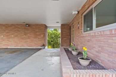 401N66thAve-5