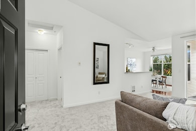 23420 SE Black Nugget Rd unit C-303, Issaquah, WA 98029 - photo 5