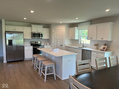 982 Independence Dr, Edinburgh, IN 46124 - photo 6