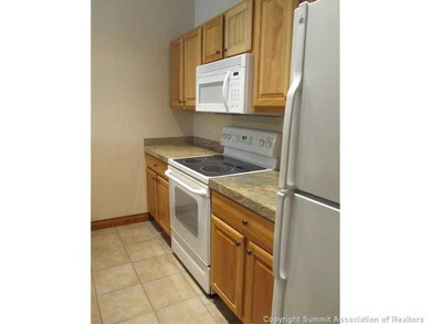 801 Lakepoint Dr unit B11, Frisco, CO 80443 - photo 7