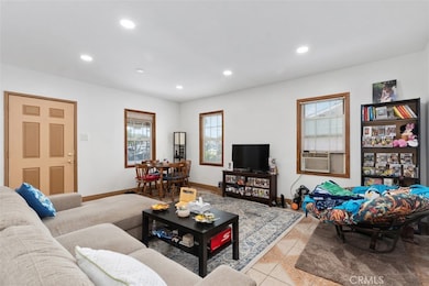 11635 Walcroft St, Lakewood, CA 90715 - photo 3