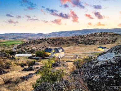 12000 Holbrook Ln, Ola, ID 83657 - photo 4