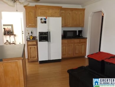 You actually have very nice space for this kitchen