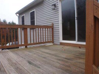 161 Victoria Ln, Fitchburg, MA 01420 - photo 4