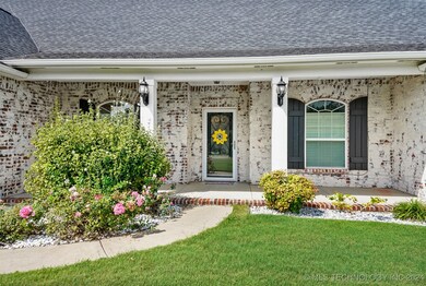 19200 Carriage Ct, Mounds, OK 74047 - photo 5