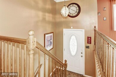 8605 Lagrange St, Lorton, VA 22079 - photo 2