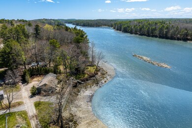 (3)_18 FIrst Rd. Harpswell - blue water(
