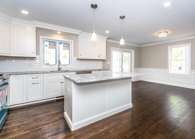 78 Pine Hill Cir, Waltham, MA 02451 - photo 5