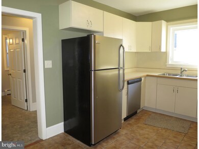 904 Somerset St, Gloucester City, NJ 08030 - photo 5