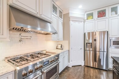 408 W 27th St, Houston, TX 77008 - photo 7