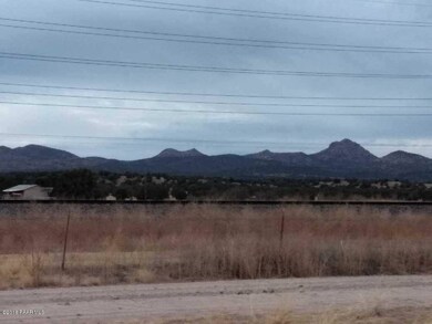 2250 W Santa fe Rd, Paulden, AZ 86334 - photo 5