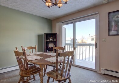 dining area to balcony