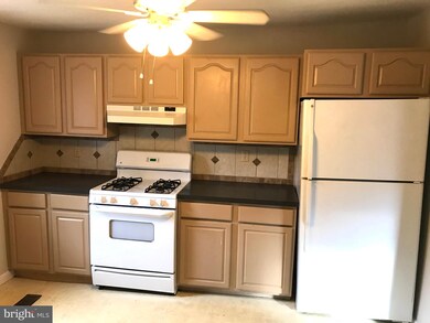 3144 Strickland St, Baltimore, MD 21229 - photo 2