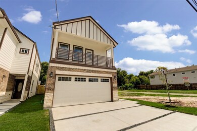 6530 Radcliffe St, Houston, TX 77091 - photo 3