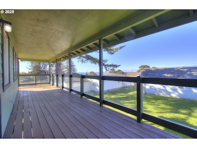 405 Arnold Ln, Brookings, OR 97415 - photo 3