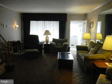 3434 Chippendale St, Philadelphia, PA 19136 - photo 3