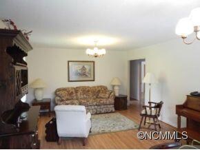 4 Holly Hill Dr, Asheville, NC 28806 - photo 3