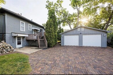 1603 Rainbow Dr, Cedar Falls, IA 50613 - photo 5