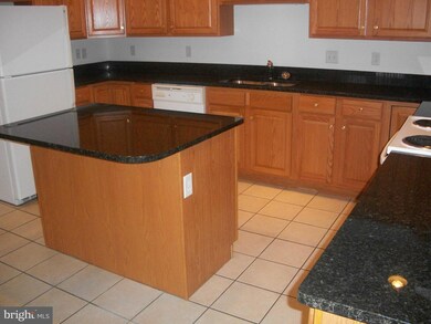 14054 Sweet Vale Dr, Hagerstown, MD 21742 - photo 5