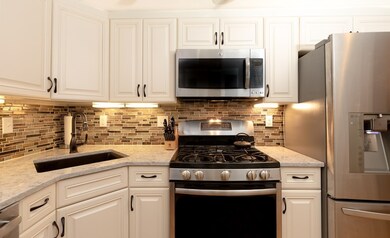 233 North St unit 2, Boston, MA 02113 - photo 2