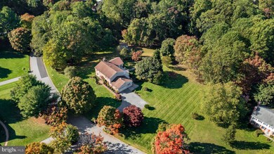 14 Jonathans Ct, Cockeysville, MD 21030 - photo 2