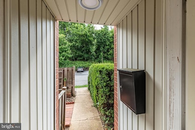 1920 Greenhaven Dr, Baltimore, MD 21209 - photo 4