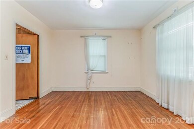 1416 Dallas Cherryville Hwy, Dallas, NC 28034 - photo 7