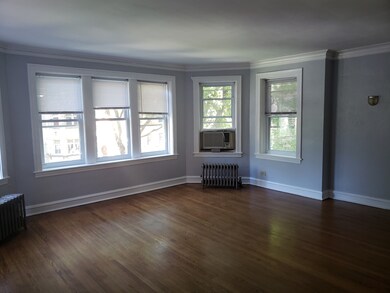 6126 N Washtenaw Ave unit 2, Chicago, IL 60659 - photo 3