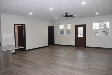 845 Pawnee Ln, Broken Bow, NE 68822 - photo 3