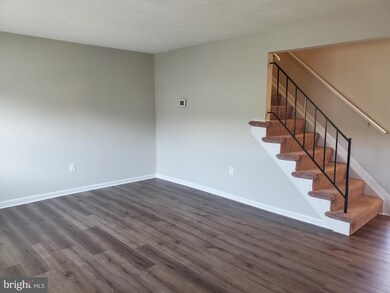 6419 Lamplighter Ridge, Glen Burnie, MD 21061 - photo 2