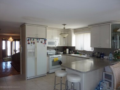 79 Dina Ct, Staten Island, NY 10306 - photo 5
