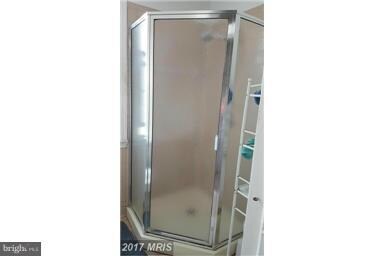 1144 Stuart Apt C St, Arlington, VA 22201 - photo 2