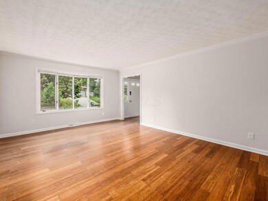 5764 Shadowbrook Dr, Columbus, OH 43235 - photo 5