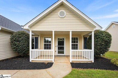 10 Calalla Ct, Taylors, SC 29687 - photo 2