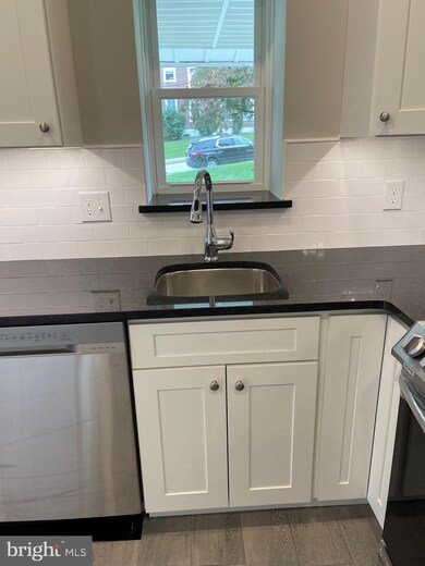 230 S And k St, Spring City, PA 19475 - photo 6