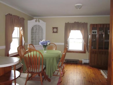 170 Kendall St, Franklin, NH 03235 - photo 6