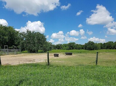800A Kost Rd, Alvin, TX 77511 - photo 5