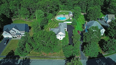 4 Carriage House Ln, Mansfield, MA 02048 - photo 4