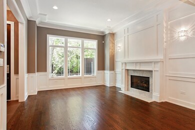 4938 N Seeley Ave, Chicago, IL 60625 - photo 2