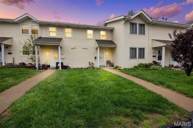 2637 Falcons Way unit 76, Saint Charles, MO 63303 - photo 2