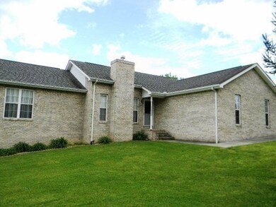 352 Frost Rd, Crossville, TN 38571 - photo 6