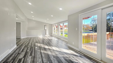 113 Island View Dr, Waverly, IA 50677 - photo 5