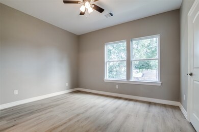 5262 Ella Blvd unit 601, Houston, TX 77018 - photo 7