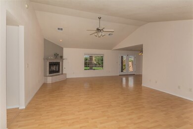 1066 San Cristo St, Alamogordo, NM 88310 - photo 5