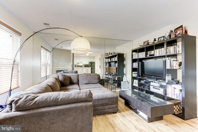 12936 Grays Pointe Rd unit A, Fairfax, VA 22033 - photo 5