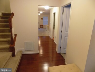 5351 Blue Crab Ln, Waldorf, MD 20602 - photo 2