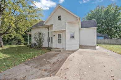 1101 Virgil Blvd, Princeton, IN 47670 - photo 2