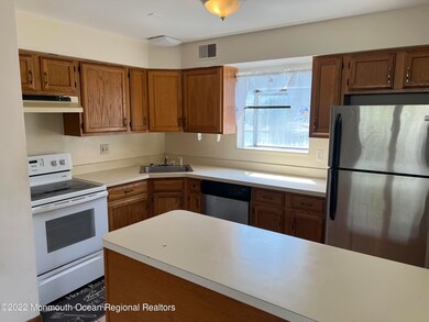 9 Kearney St unit B, Keyport, NJ 07735 - photo 2